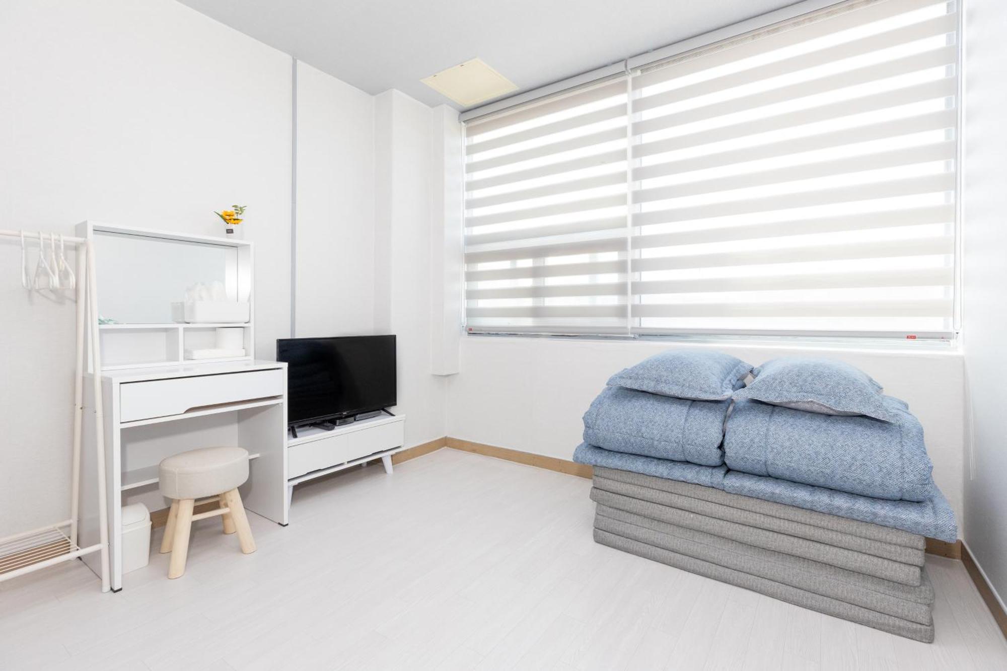 Dashim Guest House Gunsan Bagian luar foto